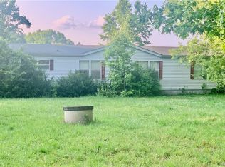 74 Cypress Ln, Topping, VA 23169