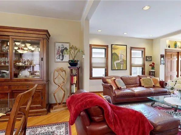 949 72nd Street image 7 of 33