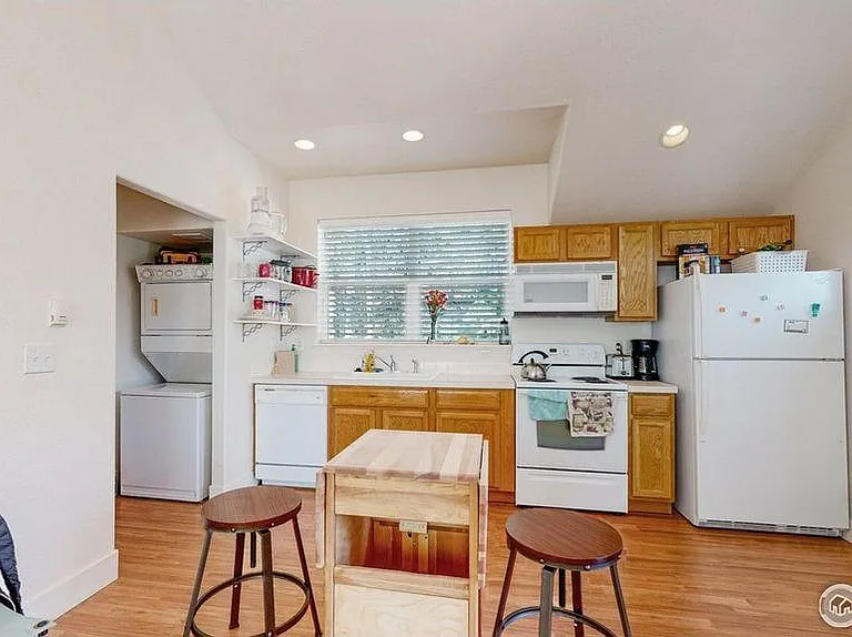 4176 Lost Canyon Dr #2 — Photo 3