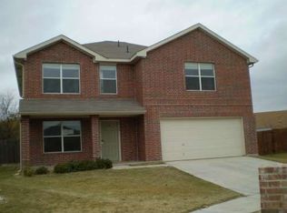 2728 Maegen Cir, Fort Worth, TX 76112