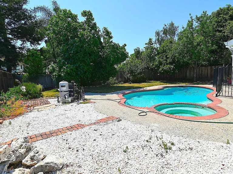 3332 Hogarth Pl — Photo 8