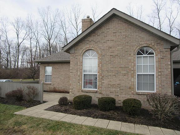 2nd image of 224 Windemere Pl
