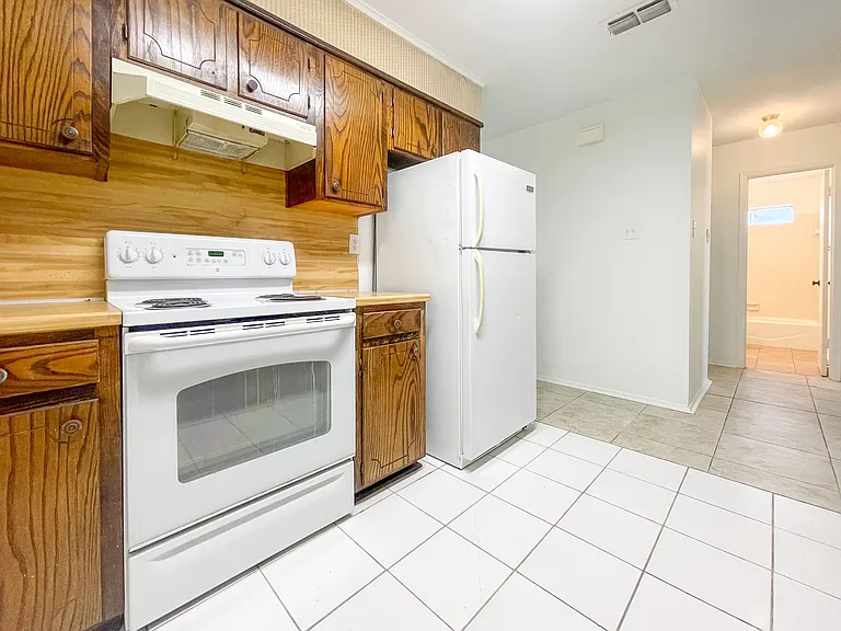 517 Karen Dr — Photo 7