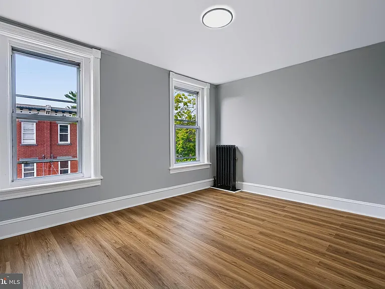 309 Academy St — Photo 30