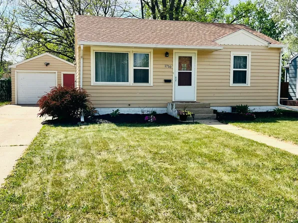 1710 S 4th St, Aberdeen City, SD 57401