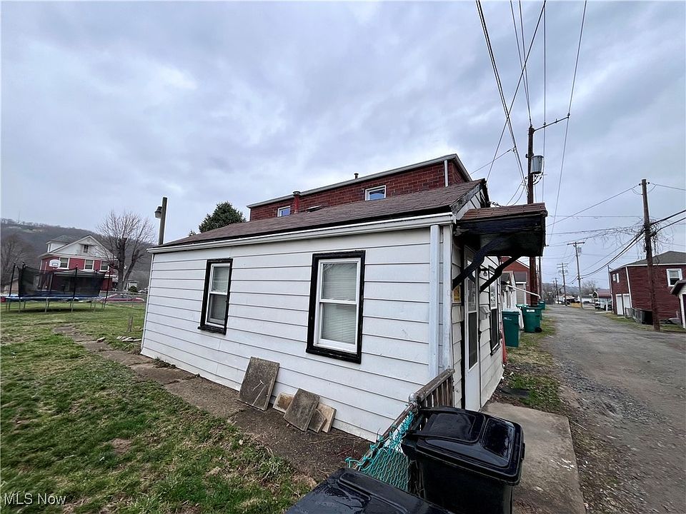 2nd image of 318 Coolidge St
