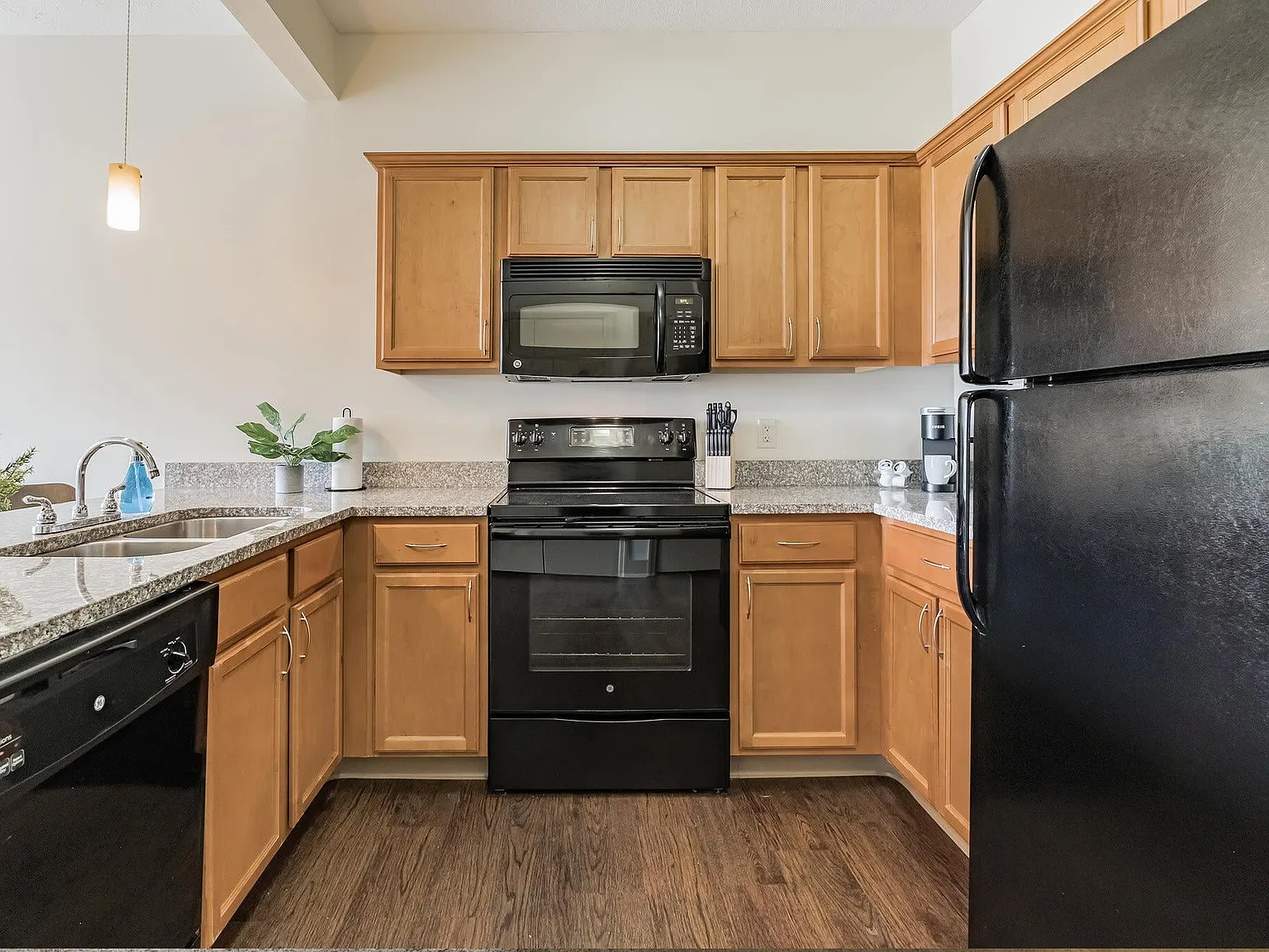 Portal Place Apartments — Photo 2