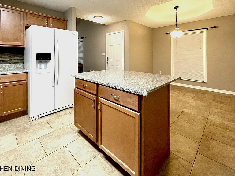 1054 Northview Dr — Photo 10