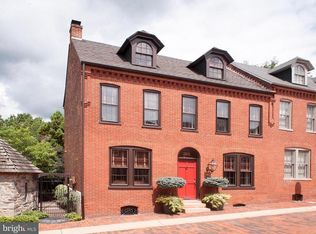 213 Old Trinity Pl, Lancaster, PA 17602