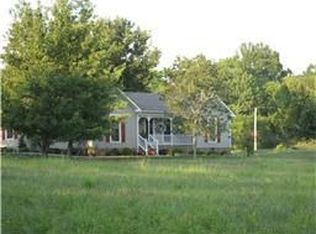1261 & 1263 Redbud Ln, Columbia, TN 38401