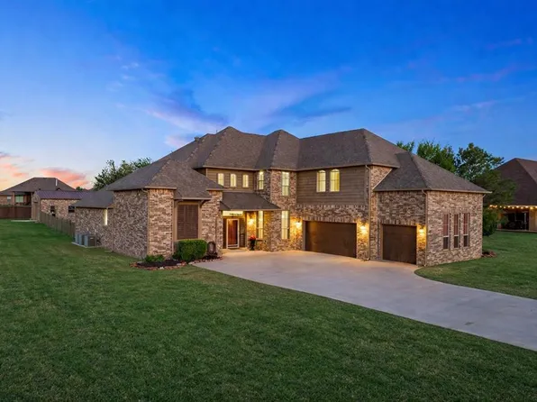 21142 Highlander Ridge Dr, Edmond, OK 73012