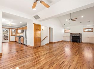 803 N Highland Ave, Fayetteville, AR 72701