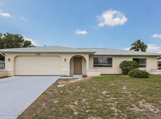 139 SE 19th Ln, Cape Coral, FL 33990