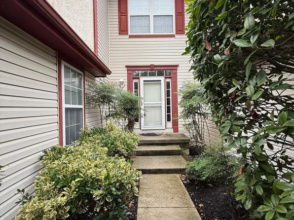 1063 Chanticleer, Cherry Hill, NJ 08003