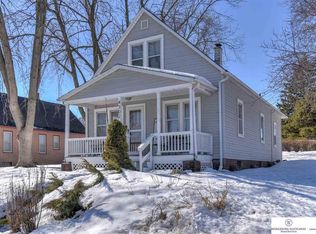 4302 S 38th St, Omaha, NE 68107