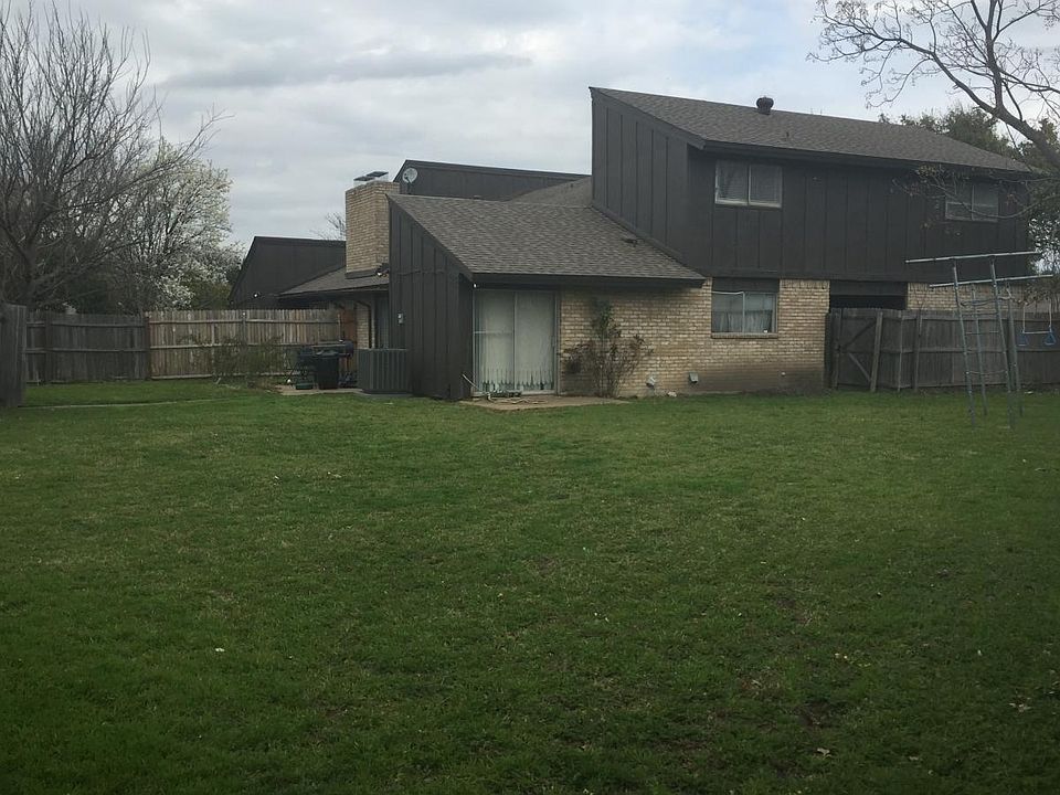 1st image of 606 Woodhaven Pl