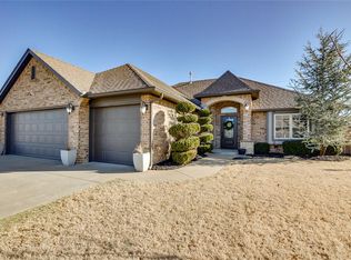 3808 Saint Augustine St, Mustang, OK 73064