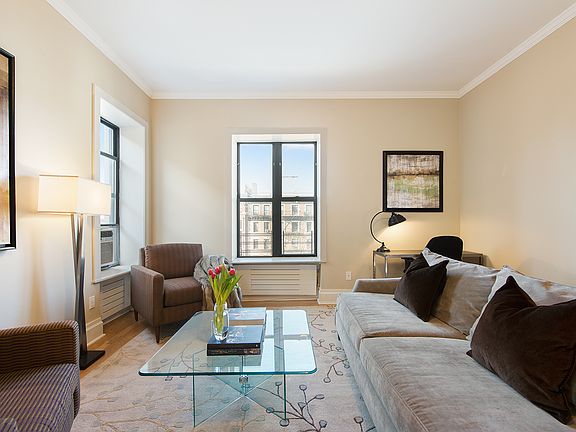 2nd image of 1845 7th Ave APT 6D