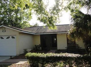 202 Lake Charles Ct, Oldsmar, FL 34677