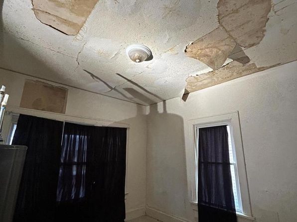 milwaukee-wisconsin-2069931077 picture