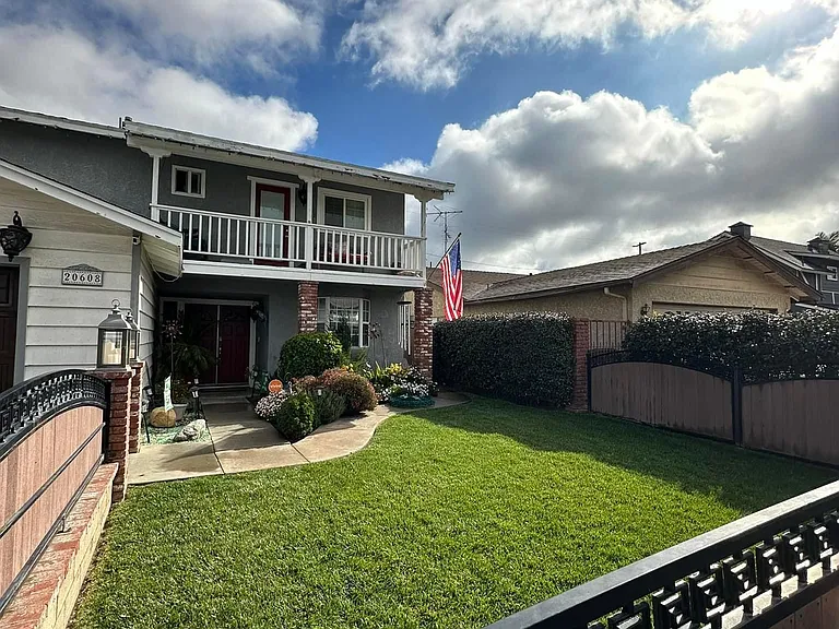 20608 Vendale Dr — Photo 36