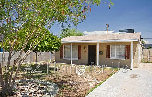 2037 N 21st Pl Photo 1 2037 N 21st Pl Photo 1
