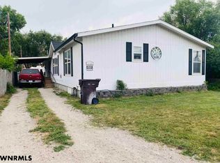 1122 Avenue R, Scottsbluff, NE 69361