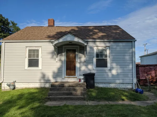 18 Roselawn Ave, Fairview Heights, IL 62208
