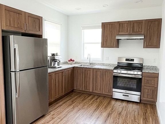 2nd image of 10 Spring St