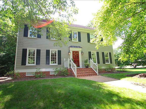 2nd image of 8281 Ellerson Green Pl