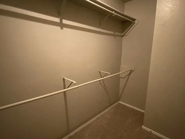 Walnut Creek Apartments — Photo 35