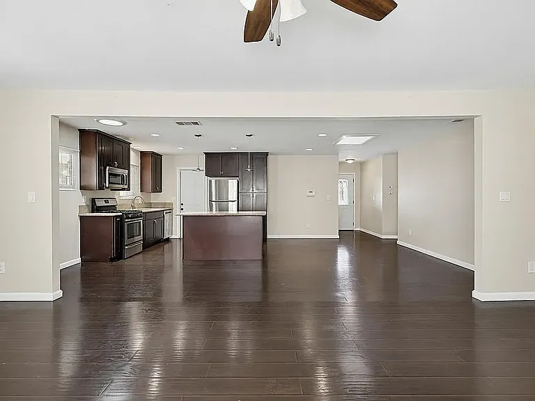 465 Meadowbrook Dr — Photo 23