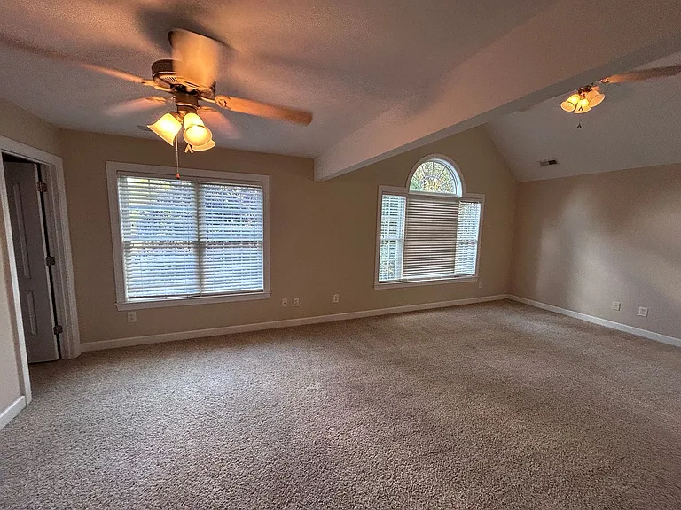 4540 Pebble Lake Dr — Photo 48