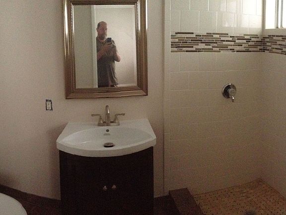 bedroom bathroom