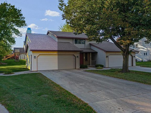 2nd image of 2404 Cedar Ridge Ct #C