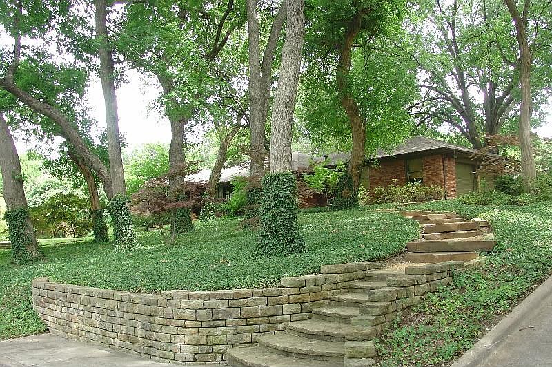 2nd image of 7030 Delrose Dr