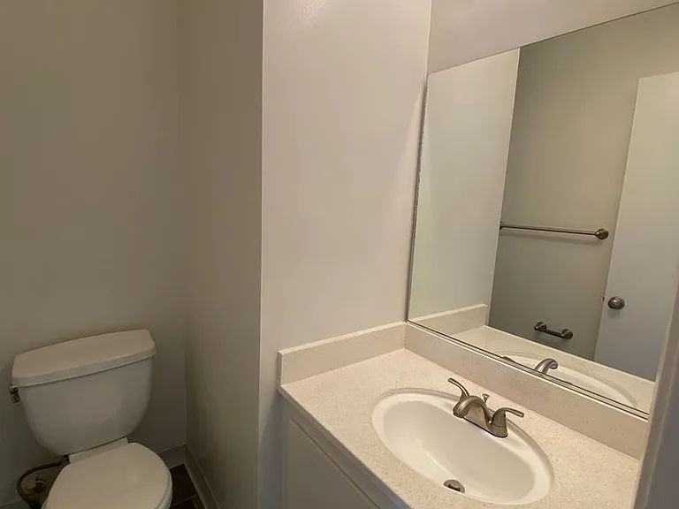 10856 Rose Ave — Photo 15