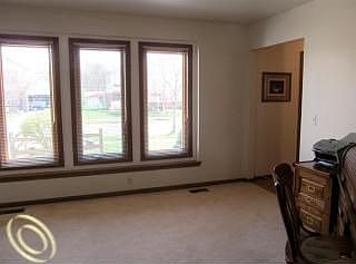 4th image of 15047 Golfview Dr