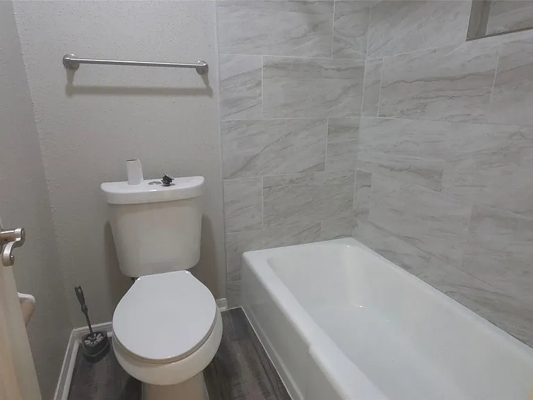 1119 Montour Dr — Photo 16