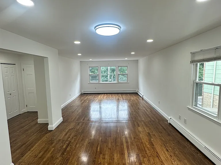 188 Midland Ave #1A — Photo 7