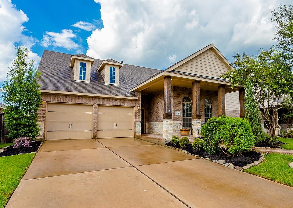 1st image of 18914 Cove Mill Ln