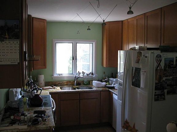2nd image of 1927 Sherman Ave APT 3N