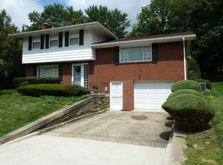 360 Crescent Garden Dr, Pittsburgh, PA 15235