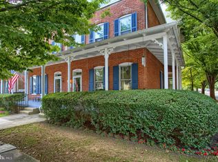 236 S West St, Carlisle, PA
