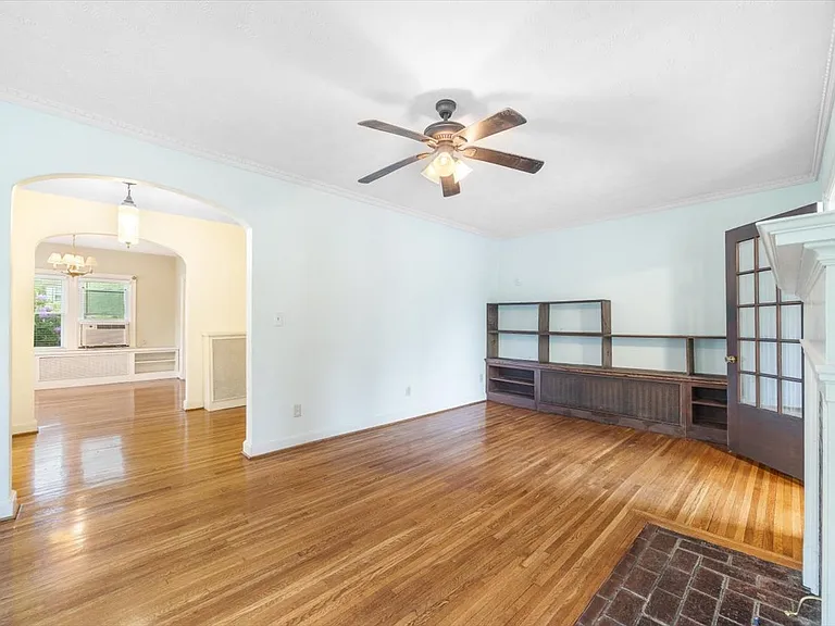 932 Woodrow Ave — Photo 72