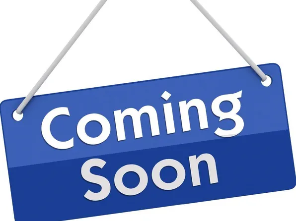 6909 Country Ln, Madison, WI 53719