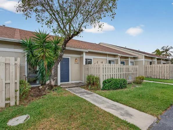 11160 NW 37th St, Sunrise, FL 33351