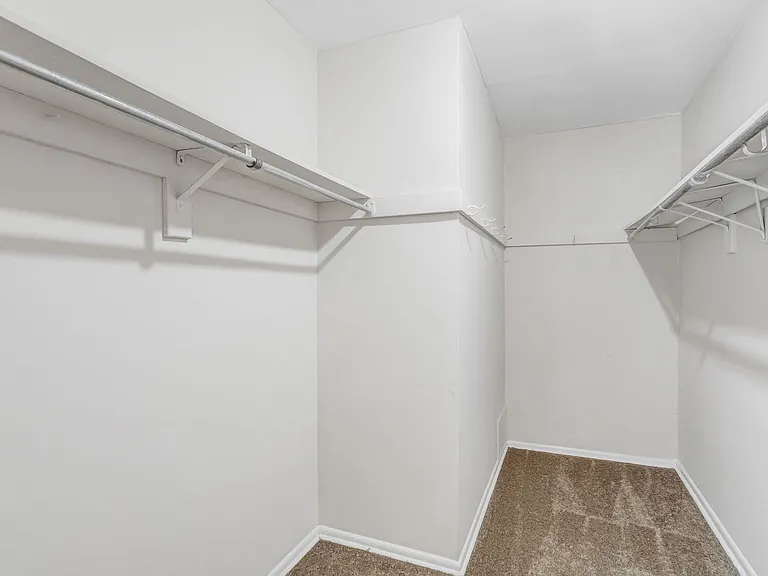 Aspen Hill — Photo 11