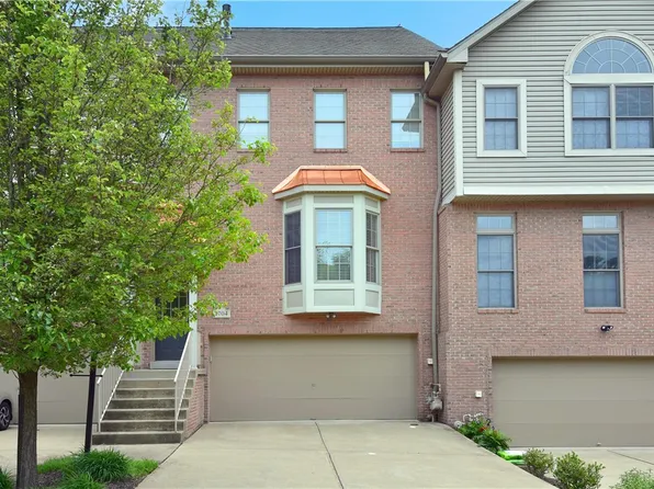 1704 Waterleaf Dr, Sewickley, PA 15143