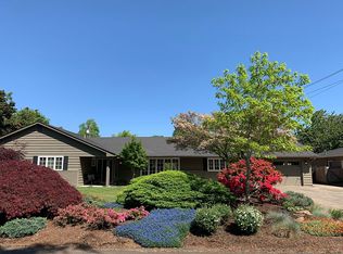 2897 Tomahawk Ln, Eugene, OR 97401